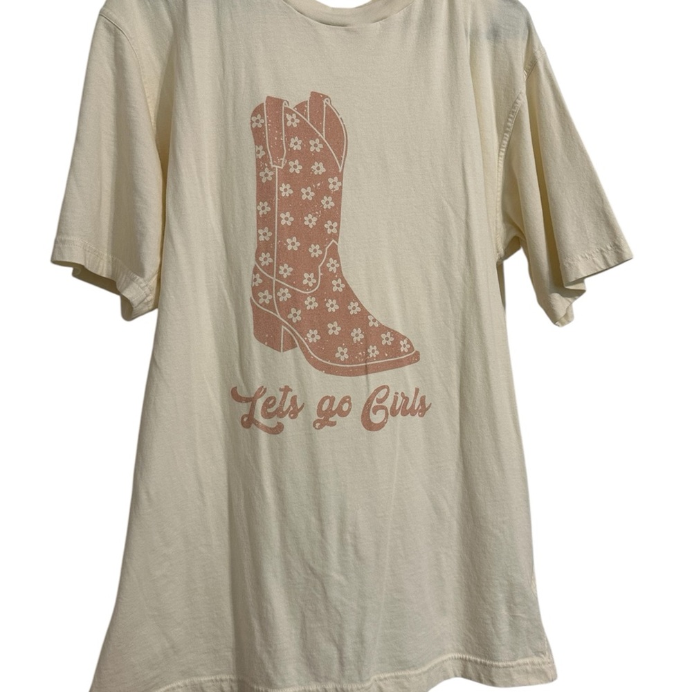 NWOT Cream Graphic T-Shirt-Let’s go girls